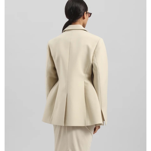 THE FRANKIE SHOP COLETTE HOURGLASS BLAZER - BEIGE M/L, NWT - Picture 4 of 15